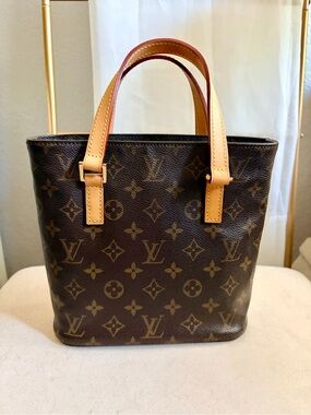 Louis Vuitton Vavin PM Monogram Canvas Petite Tote with Natural Leather Handles